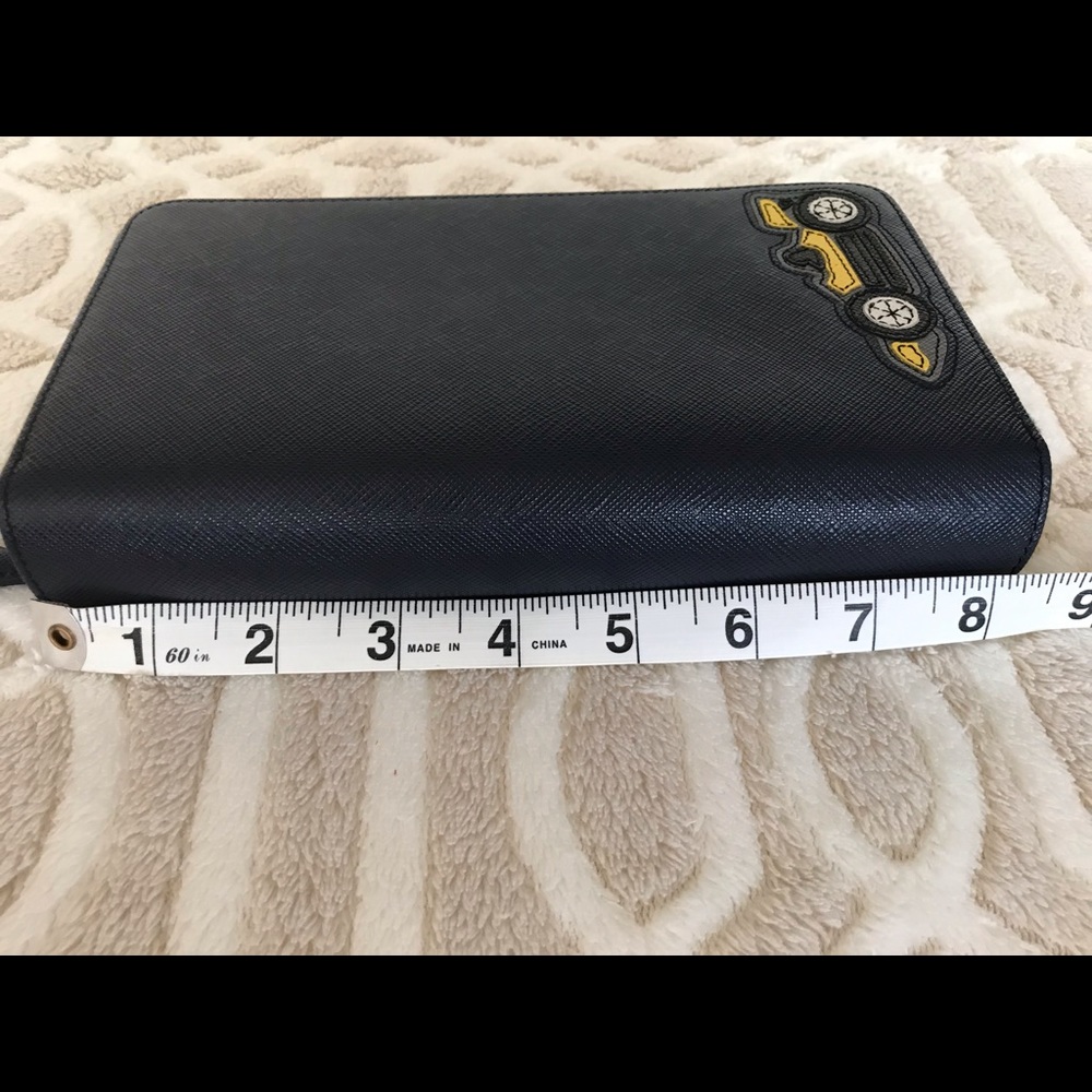 (Not for sale) additional pics Prada wallet